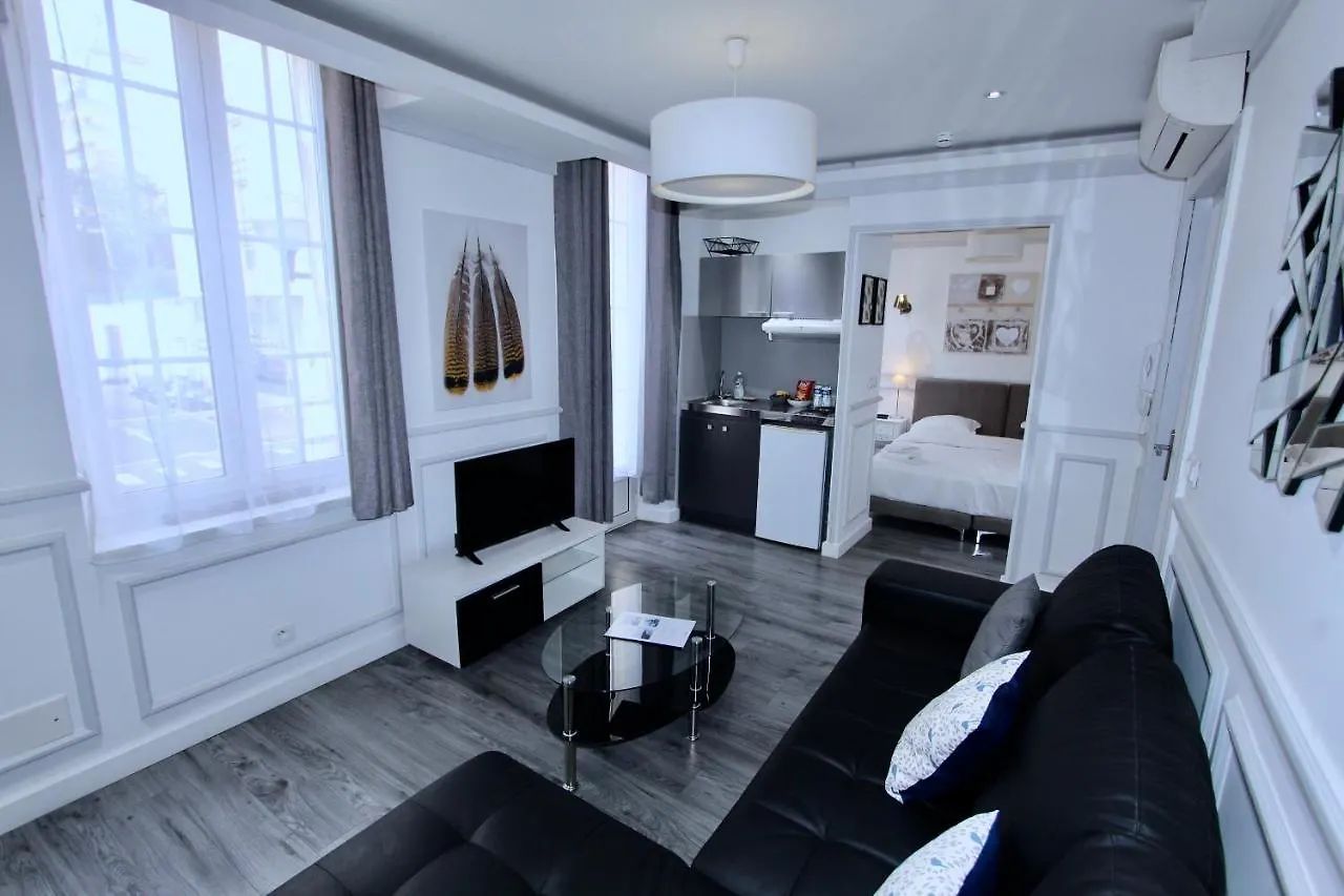 Aparthotel Cannes Luxury Residence Rentals