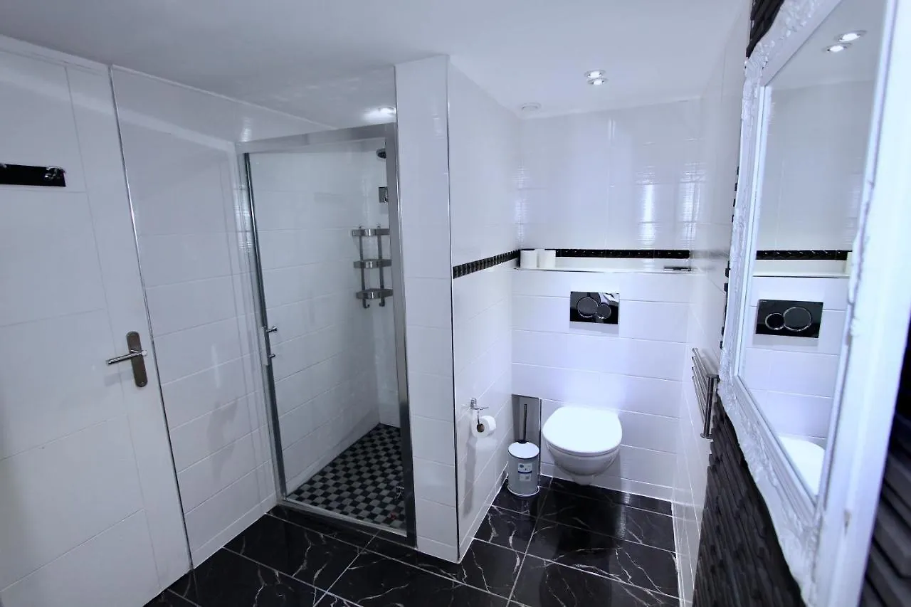 Cannes Luxury Residence Rentals 2*,  Francie