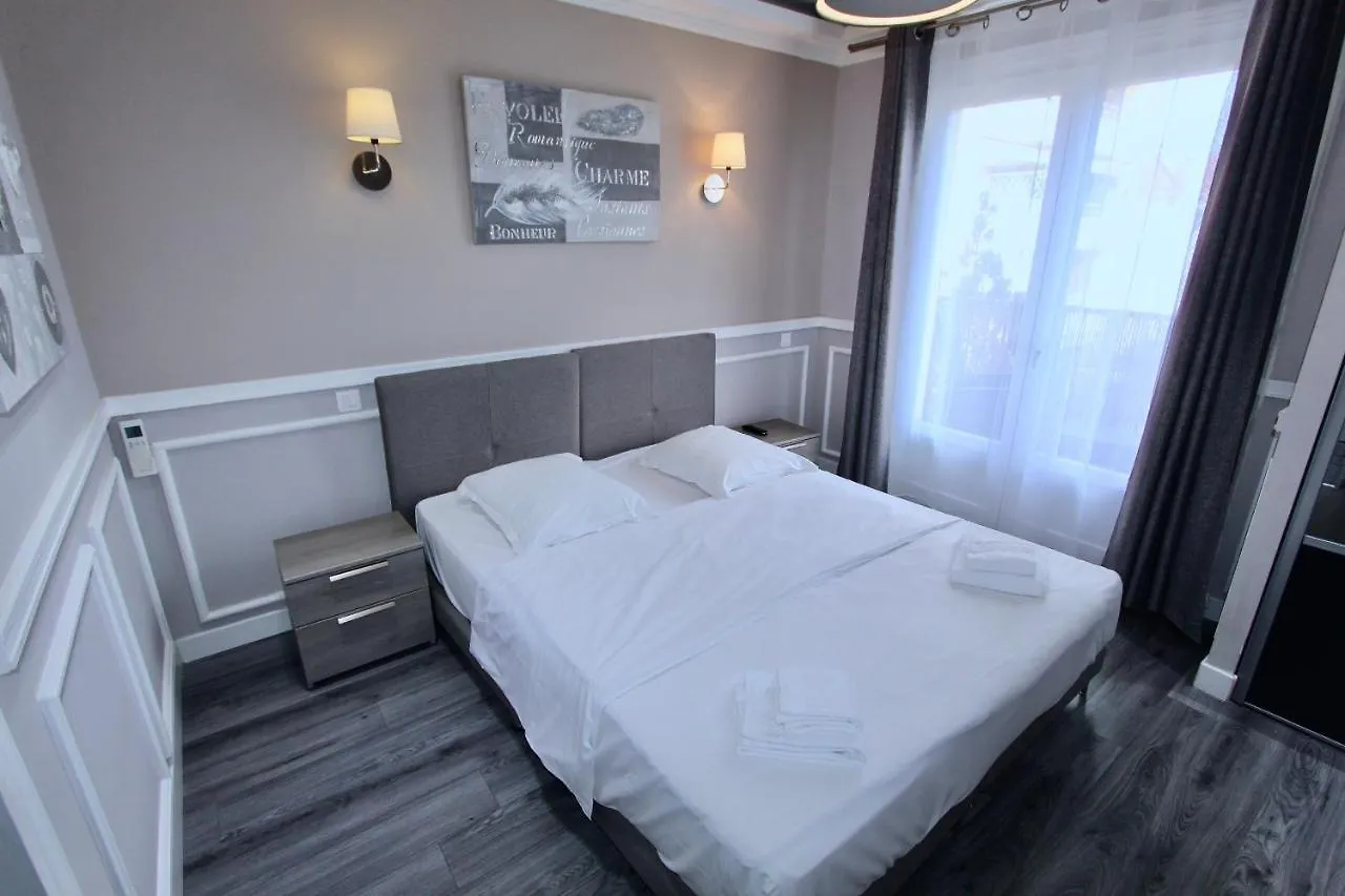 Cannes Luxury Residence Rentals Francie